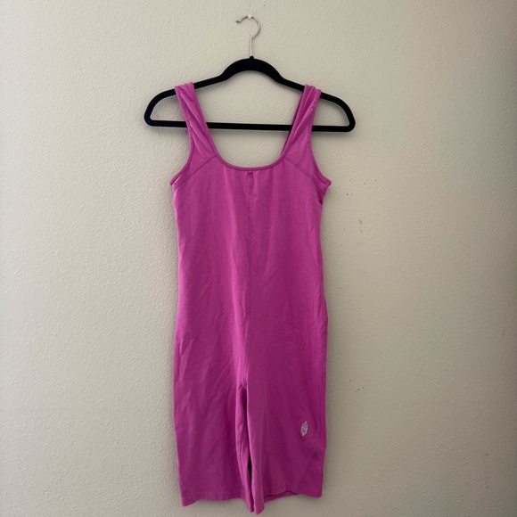 FREE PEOPLE Hot Shot Runsie in Magenta Disco Size Small - Picture 4 of 8